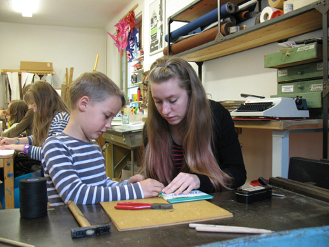 Unsere Kurse, wie "Wort-Spiel-Bild"