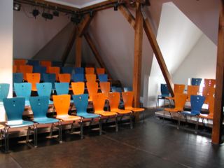 Das DachTheater bleibt vorerst leer!